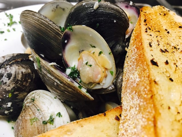 Steamed Clams.